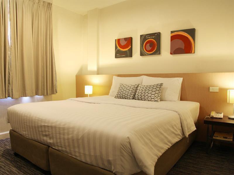 24 Inn Hotel Bangkok Buitenkant foto